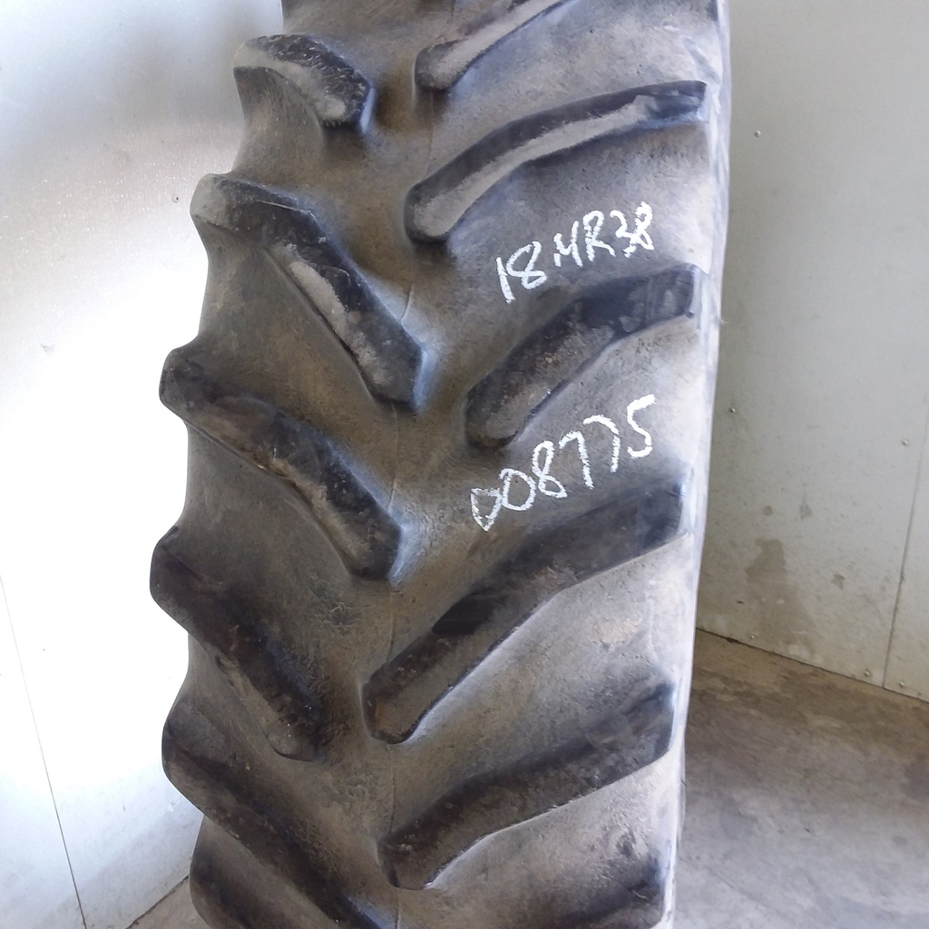 18.4/R38 Goodyear Farm DT710 Radial R-1 141 A8 60%