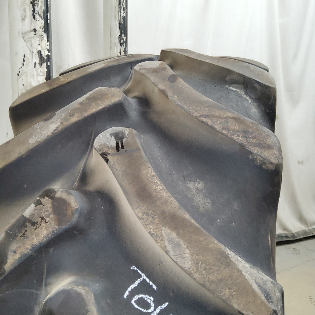 600/65R28 Firestone Radial All Traction DT R-1W 147 B 70%