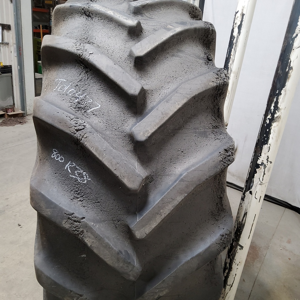 800/70R38 Goodyear Farm DT820 Super Traction R-1W 173 B 80%