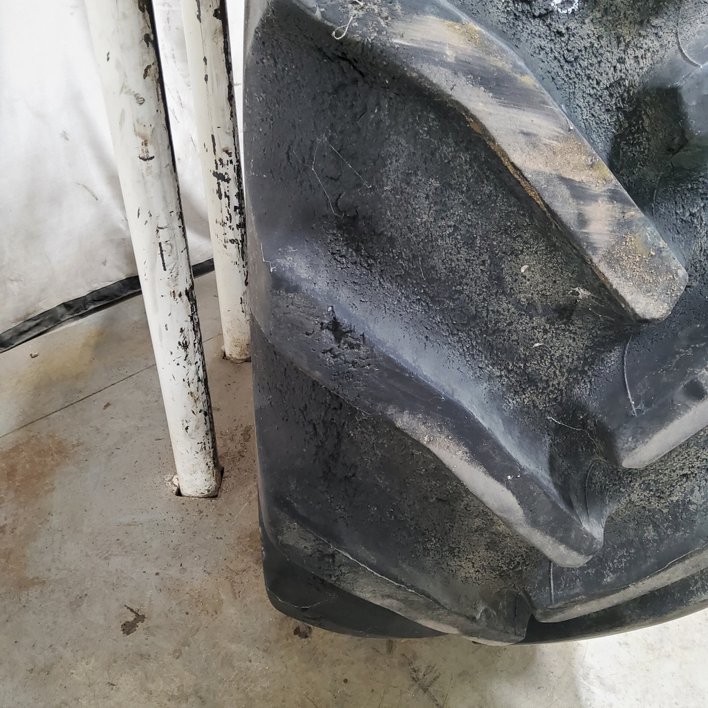 800/70R38 Goodyear Farm DT820 Super Traction R-1W 173 B 80%