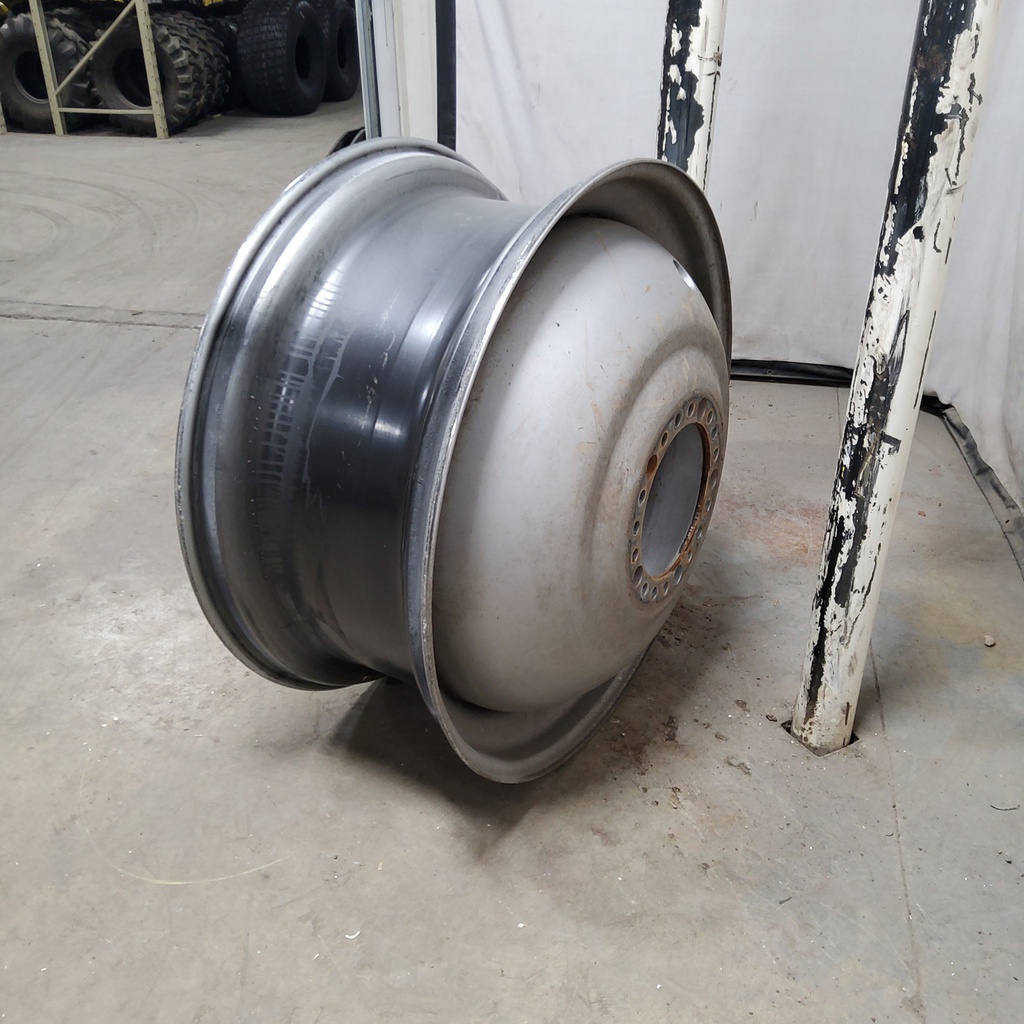 18"W x 42"D, Case IH Silver Mist 20-Hole Dolly Dual