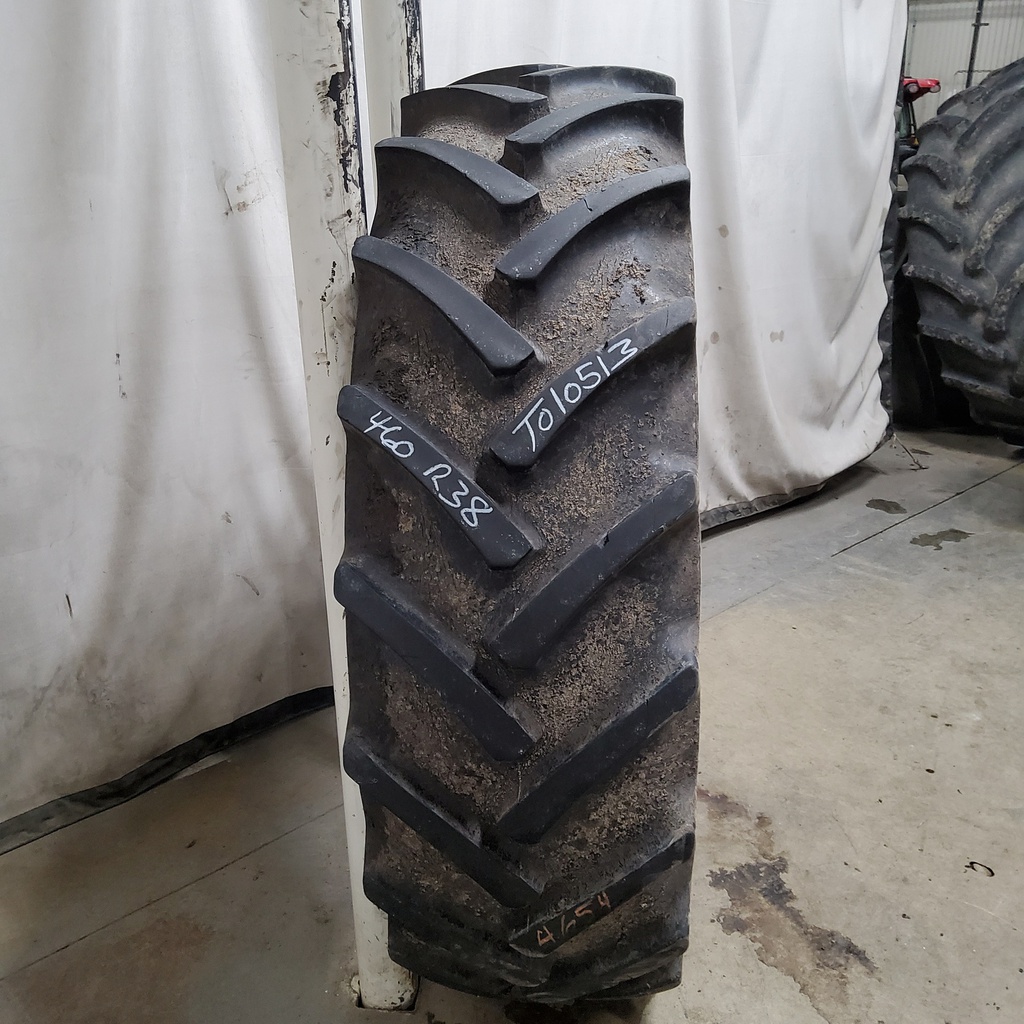 460/85R38 Continental AC85 Contract R-1W 149 A8 70%