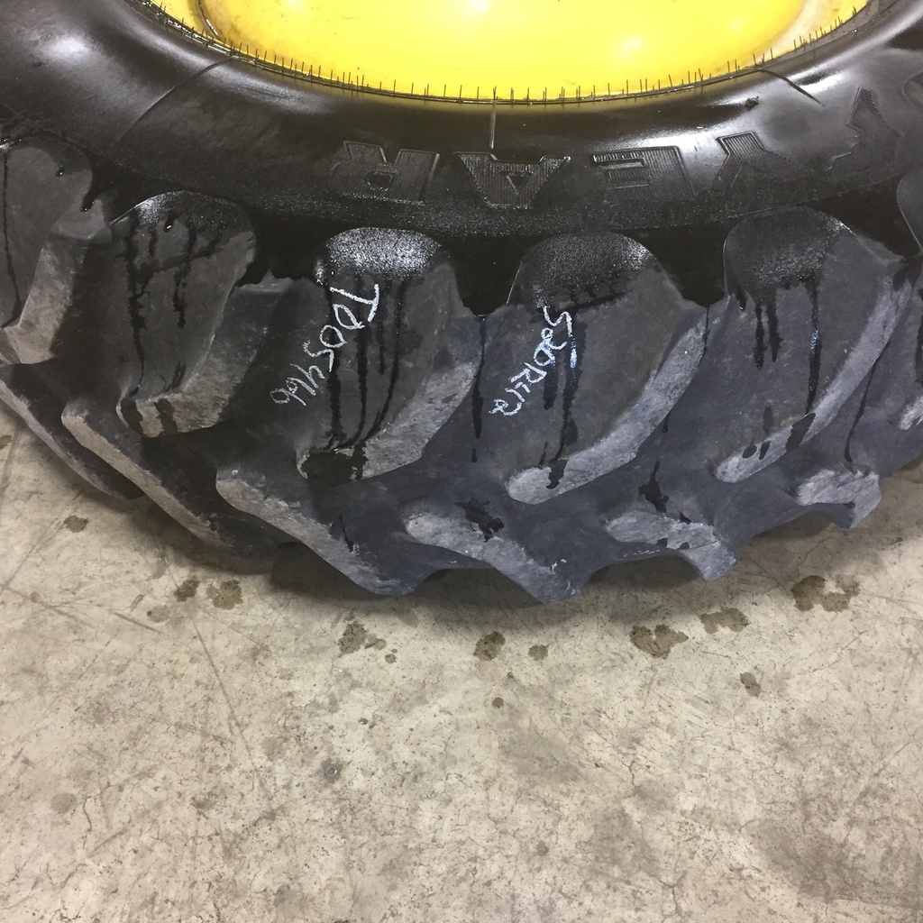 520/85R42 Goodyear Farm UltraTorque Radial R-1 on John Deere Yellow 10-Hole Dolly Dual 70%