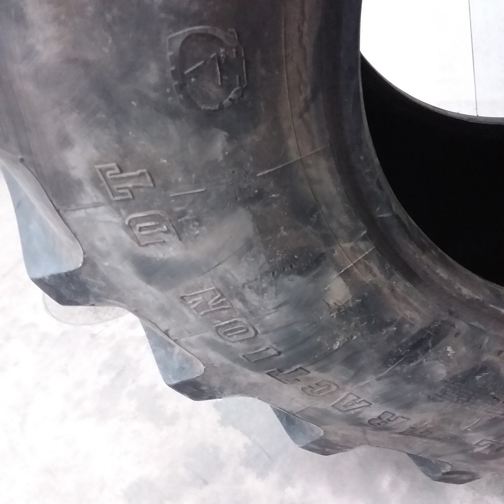 650/75R32 Firestone Radial All Traction DT R-1W 172 B 70%
