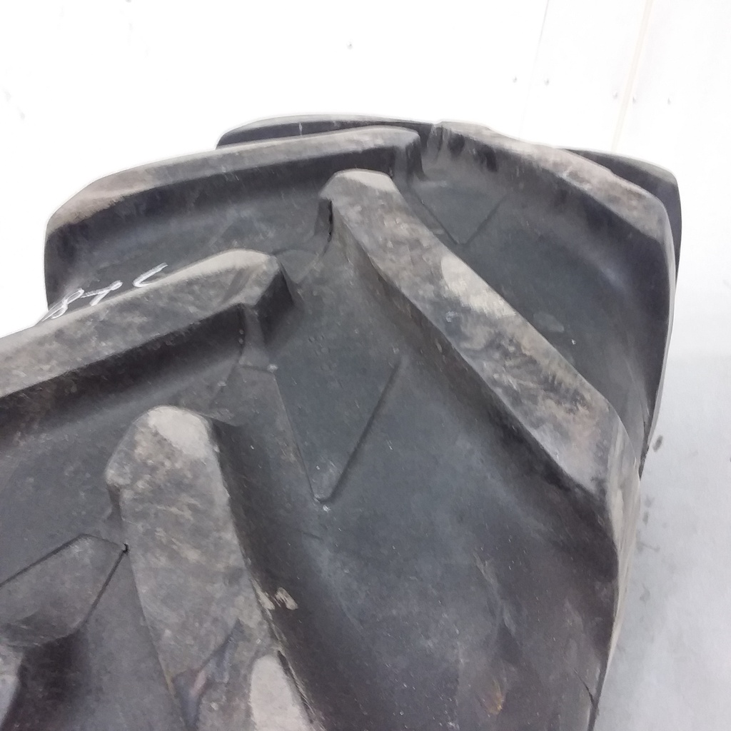 18.4/R38 Michelin AgriBib R-1W 143 B 70%
