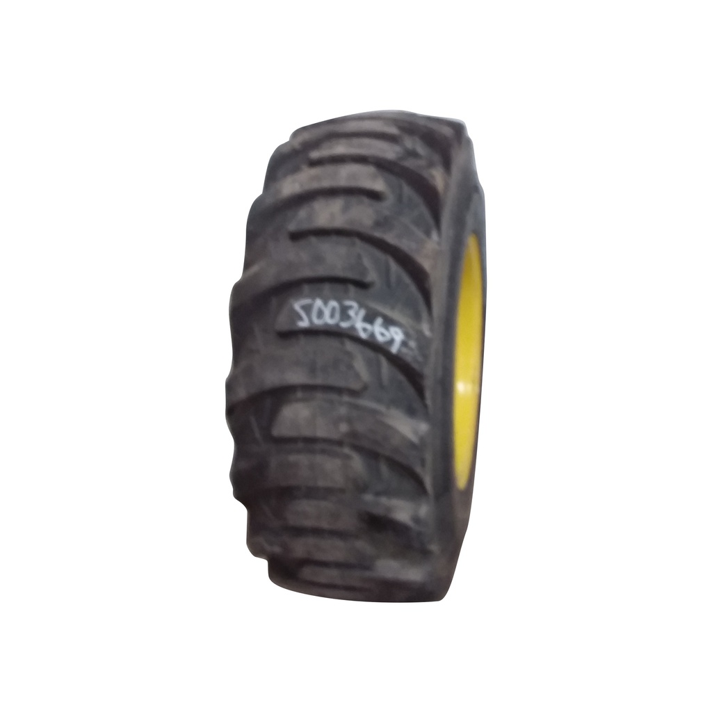 43/16.00-20 Galaxy Marathoner R-4 on John Deere Yellow 8-Hole Formed Plate 99%