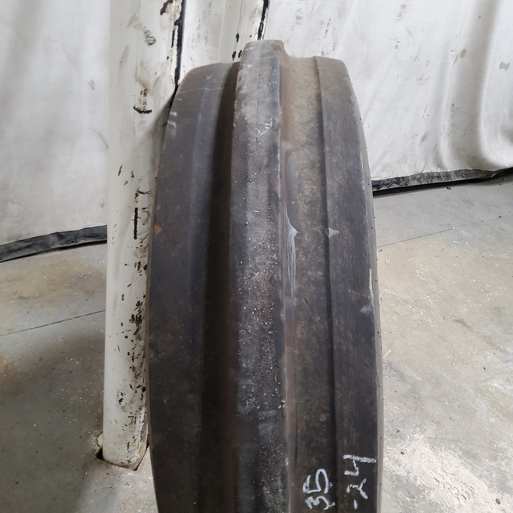11.00/-24 Firestone Champion Guide Grip HD 3-Rib F-2, F (12 Ply) 90%