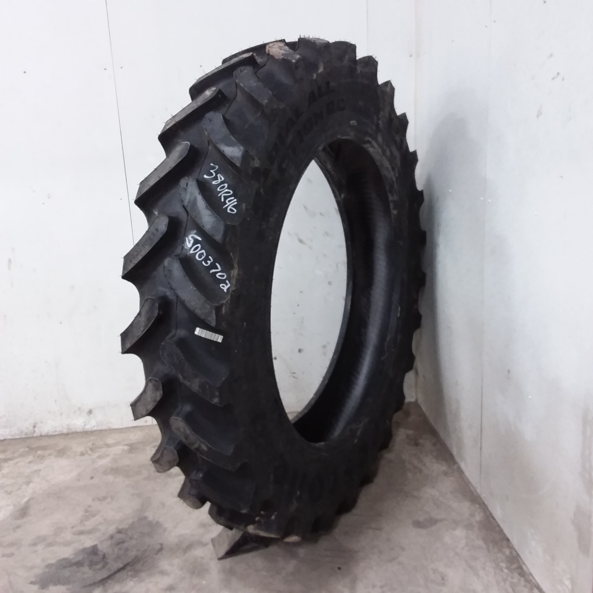 Used380/90R46 Firestone Radial All Traction RC R-1W Agricultural Tires ...