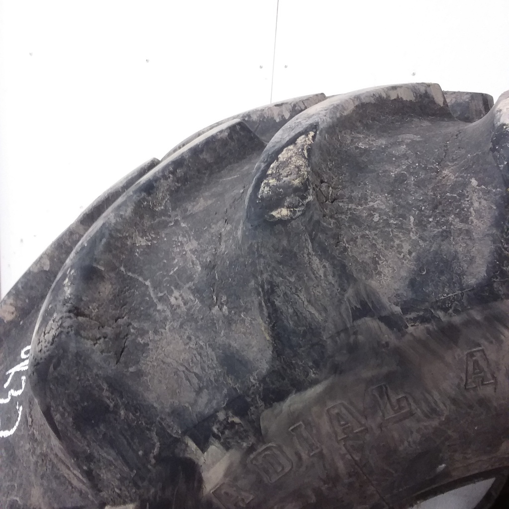 800/65R32 Firestone Radial All Traction DT R-1W 172 A8 85%