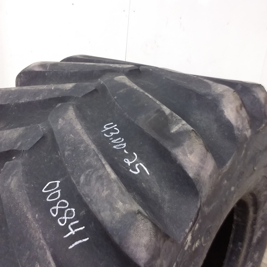 66/43.00-25 Firestone Flotation 23 DT HF-3, H (16 Ply) 50%