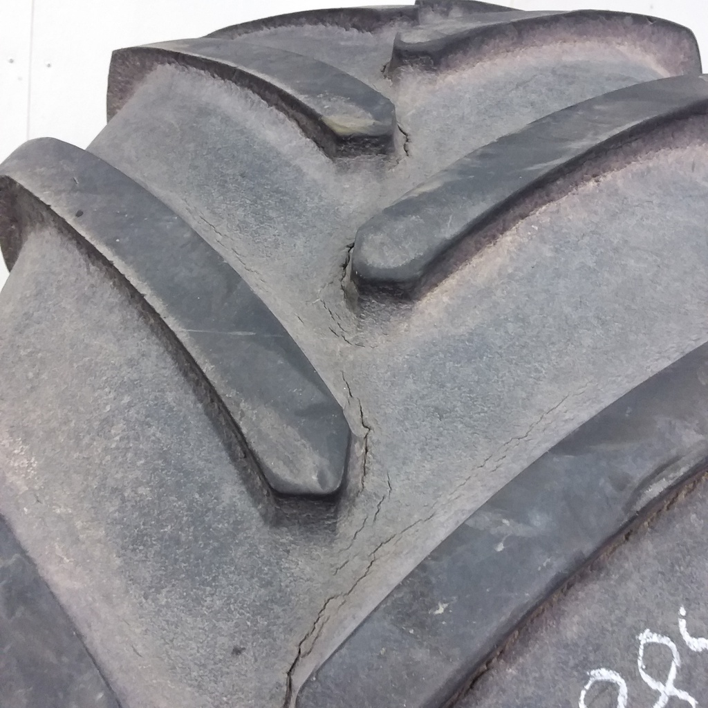 710/70R42 Michelin XM28 R-1W 173 B 50%