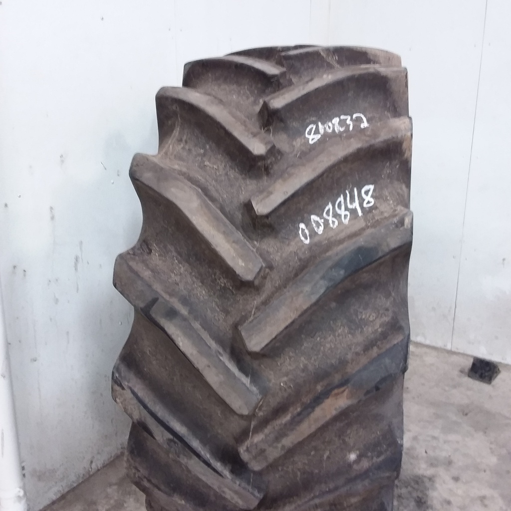 800/65R32 Goodyear Farm Super Traction Radial R-1W 172 B 85%