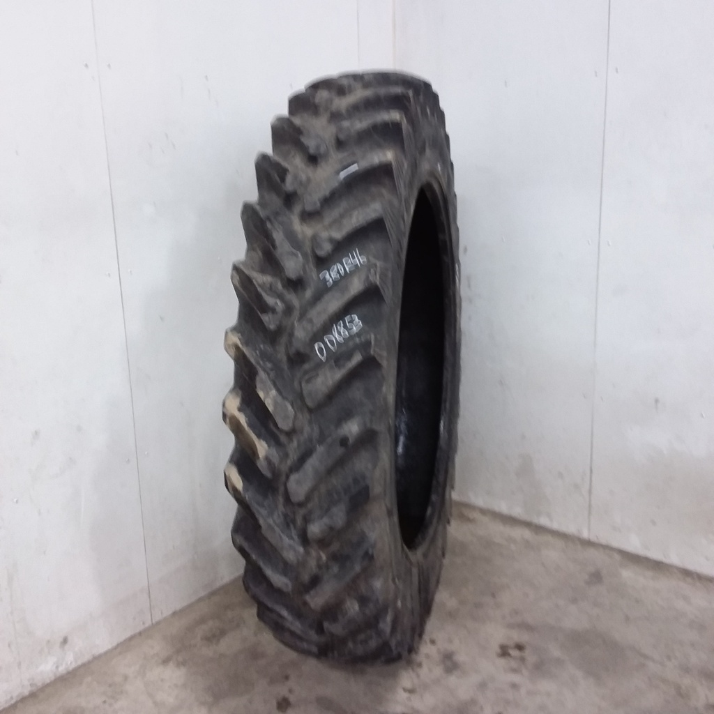 380/90R46 Titan Farm Hi Traction Lug Radial R-1 149 B 80%