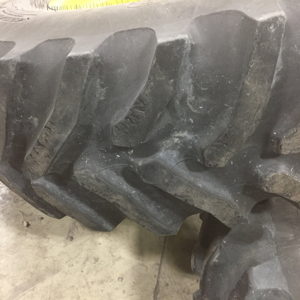 420/85R26 Goodyear Farm Dyna Torque Radial R-1 on John Deere Yellow 10-Hole Waffle Wheel (Groups of 2 bolts) 65%