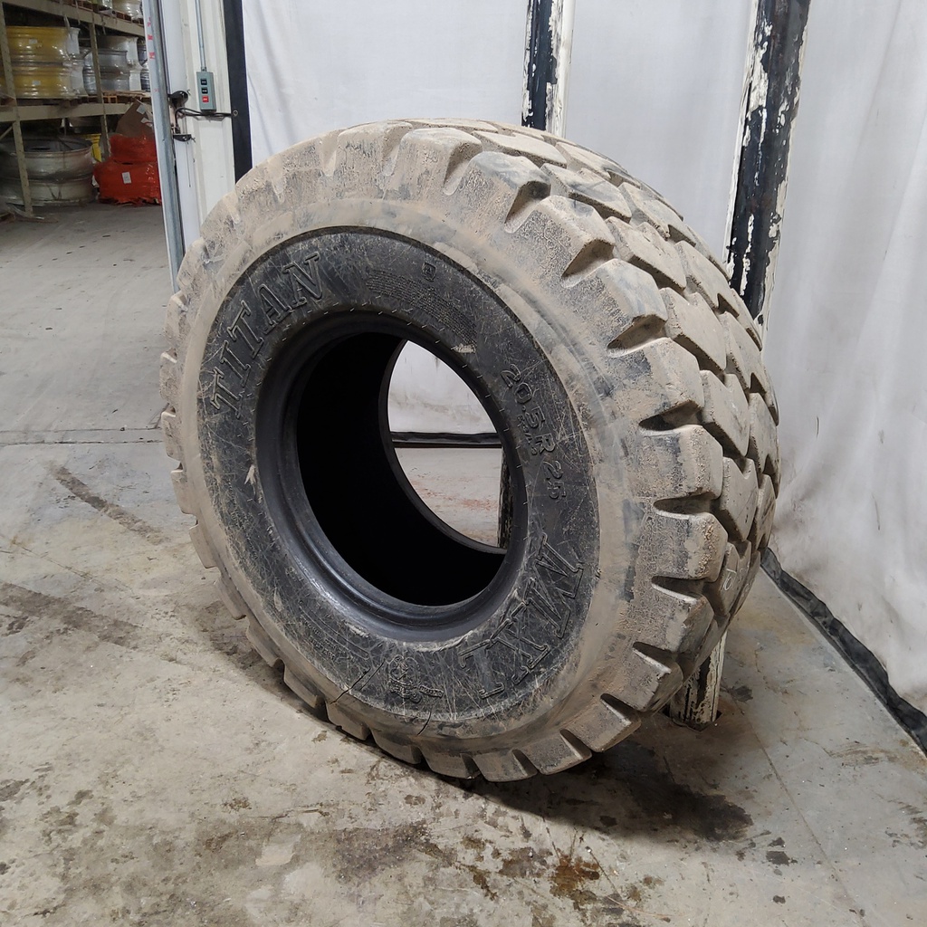 20.5/-25 Titan OTR MXL E-3/L-3, L (20 Ply)