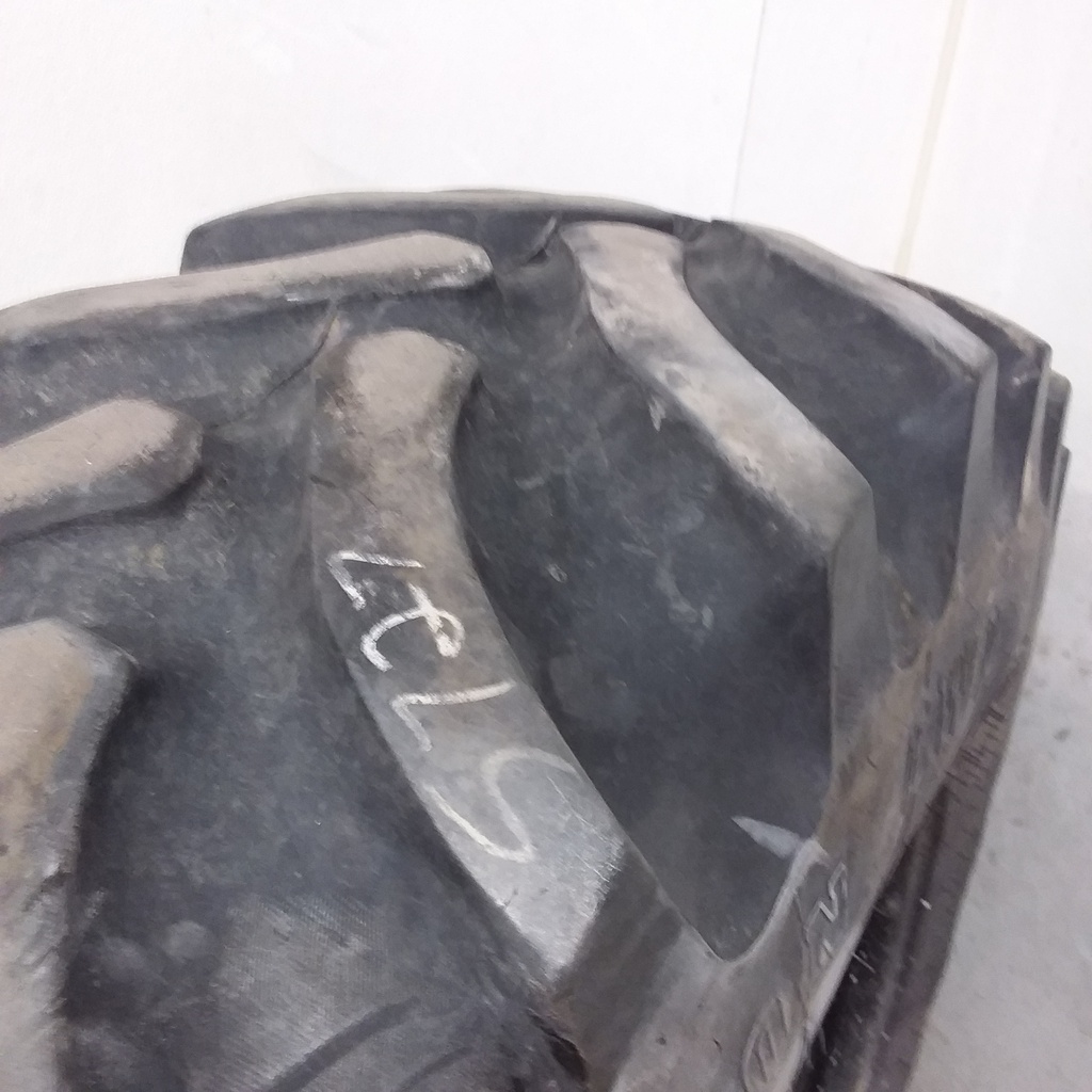 420/90R30 Firestone Radial All Traction FWD R-1 142 B 70%