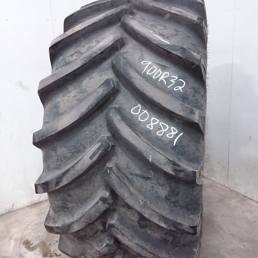 900/60R32 Goodyear Farm DT830 Optitrac R-1W 185 B 90%