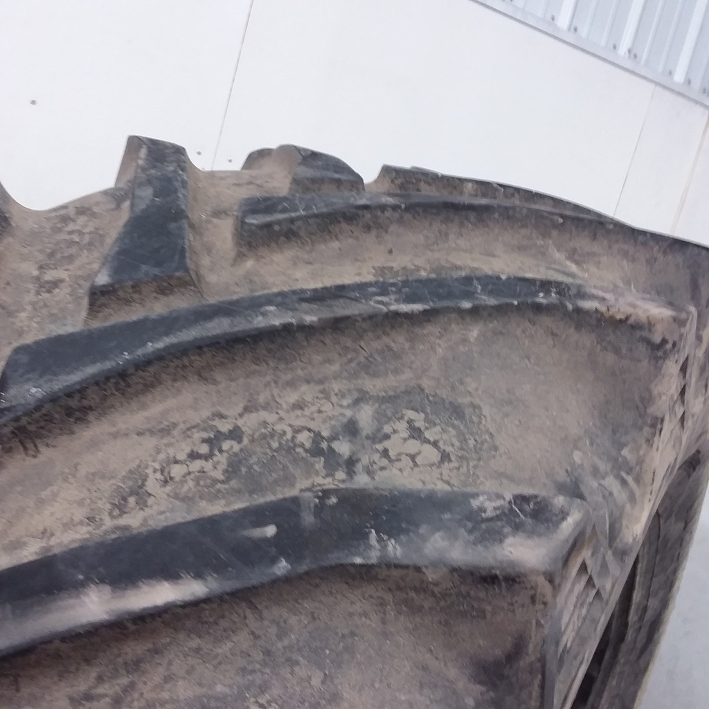 850/60-38 Trelleborg T414 R-1W 169 A8 60%