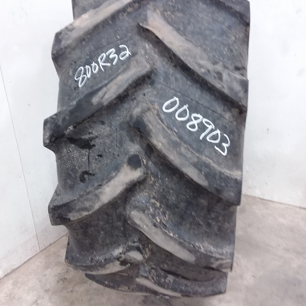 800/65R32 Titan Farm Super Hi Power Lug II Radial R-1 172 A8 70%