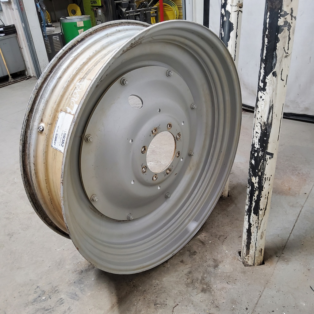 12"W x 46"D Stub Disc Rim with 8-Hole Center, Case IH Silver Mist