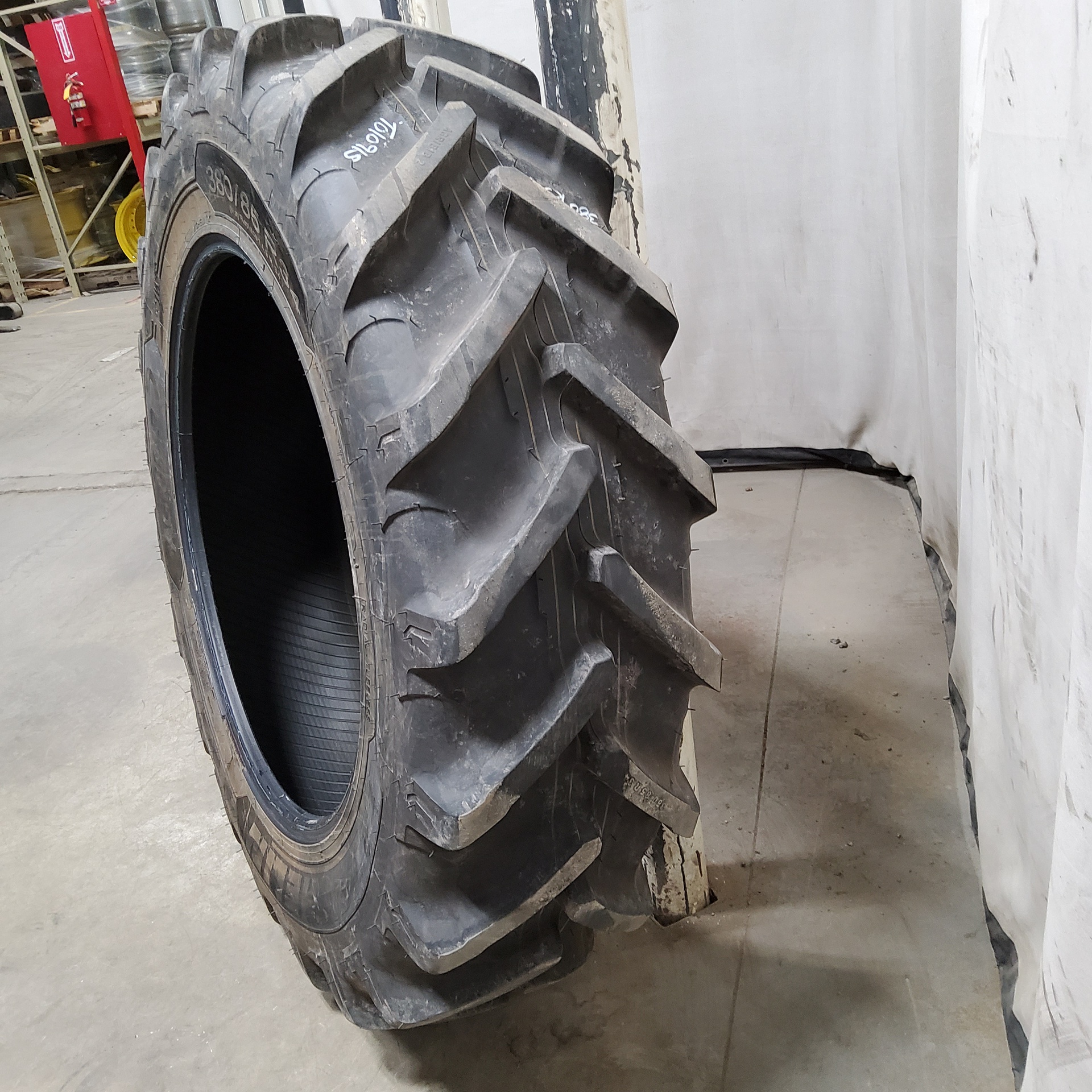 Used380/85R34 Michelin AgriBib 2 R-1W Agricultural Tires for Sales ...