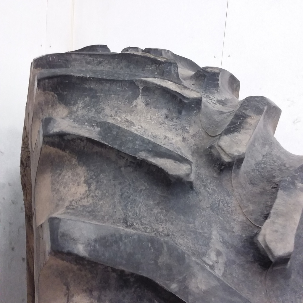 650/75R32 Goodyear Farm Dyna Torque Radial R-1 172 B 75%