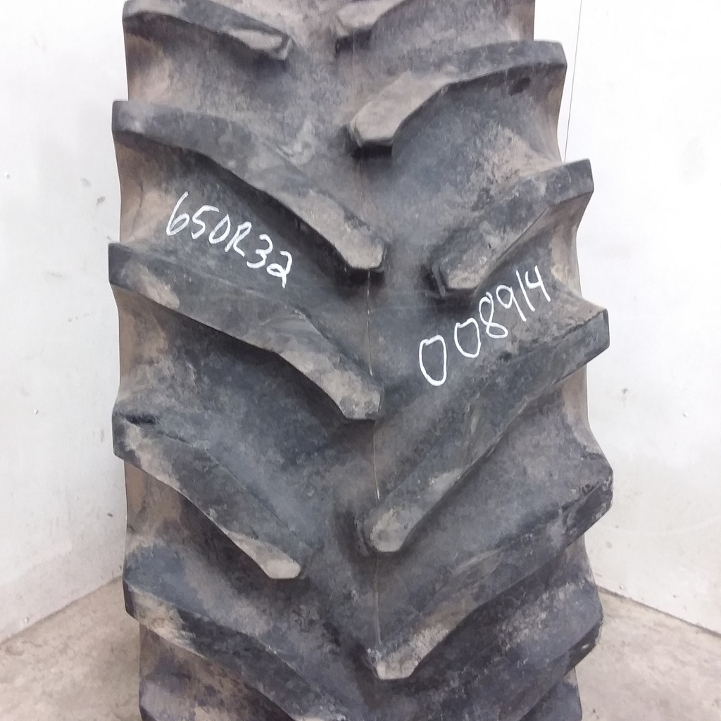 650/75R32 Goodyear Farm Dyna Torque Radial R-1 172 B 75%