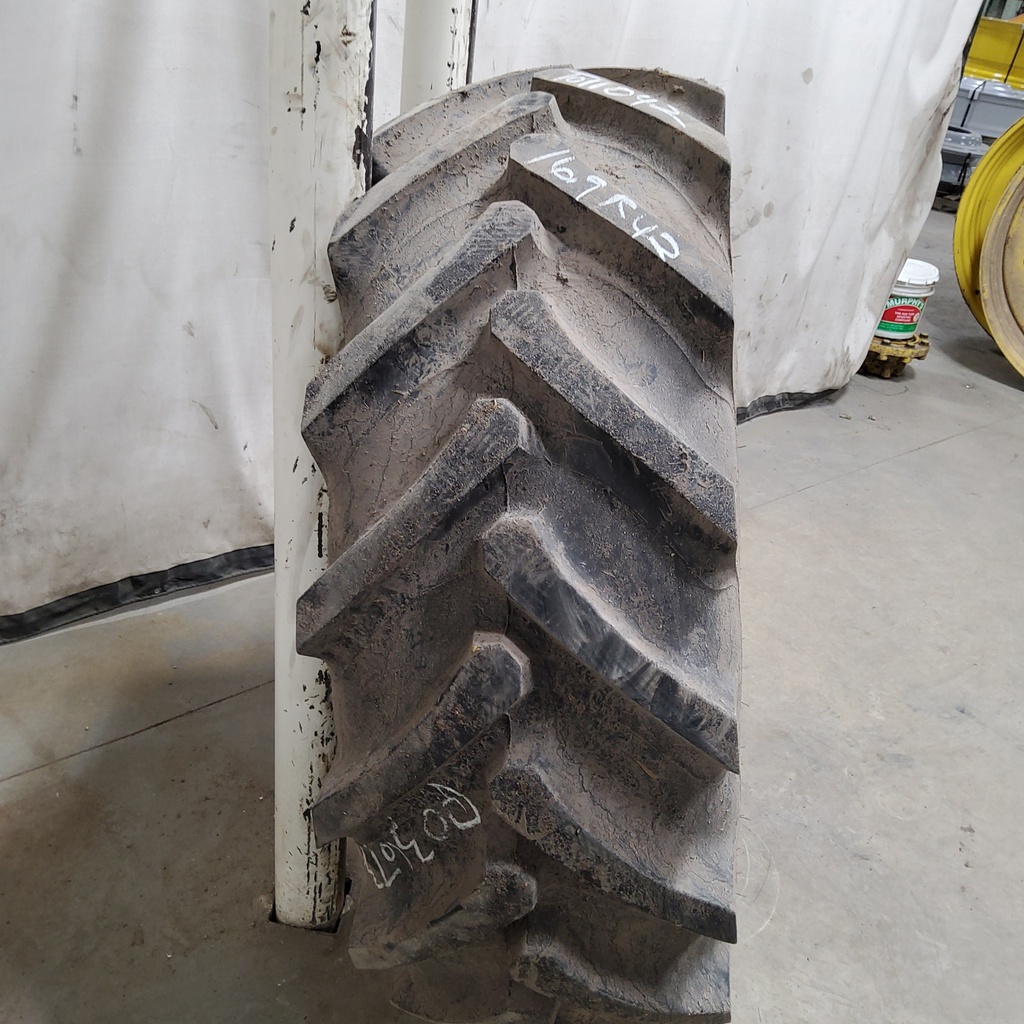 16.9/R26 Alliance 356 Power Drive R-1 135 A8 80%
