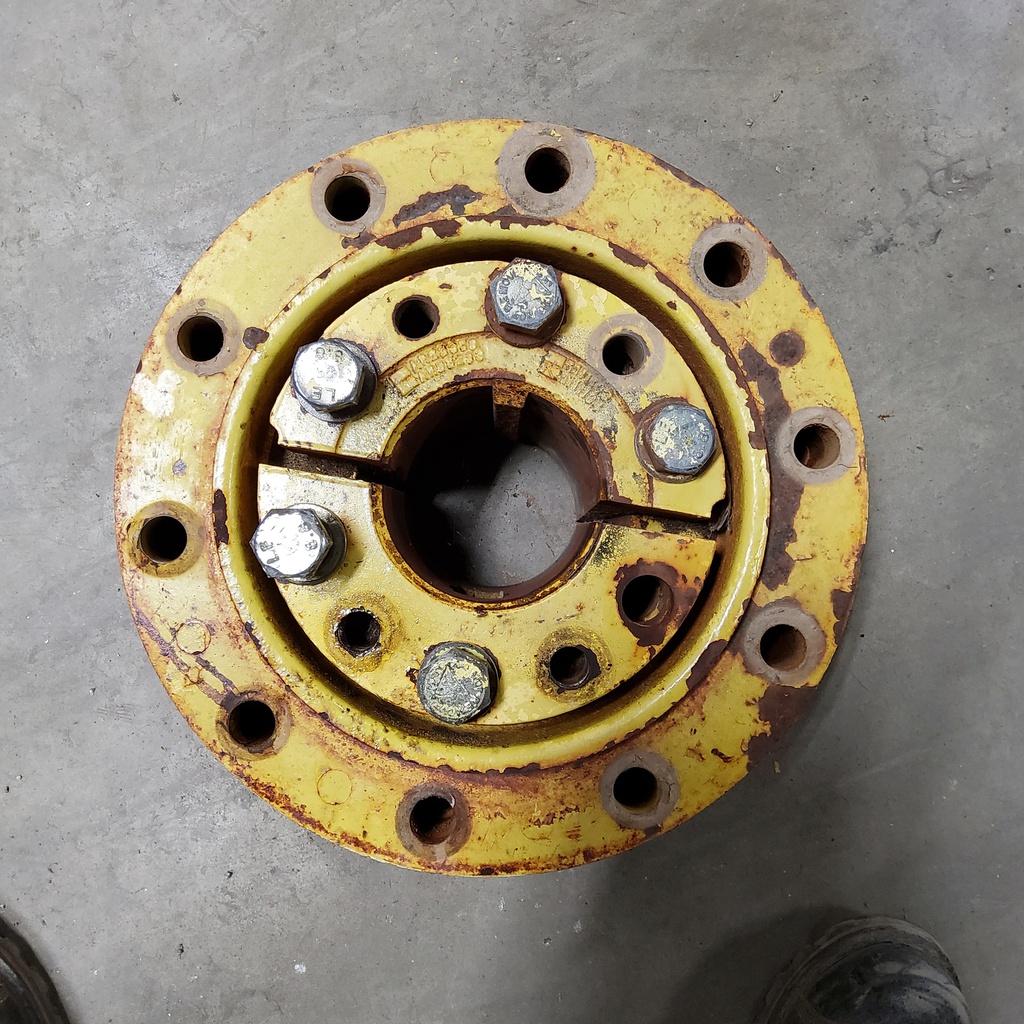 10-Hole Wedg-Lok OE Style, 4.331" (110.007mm) axle, John Deere Yellow