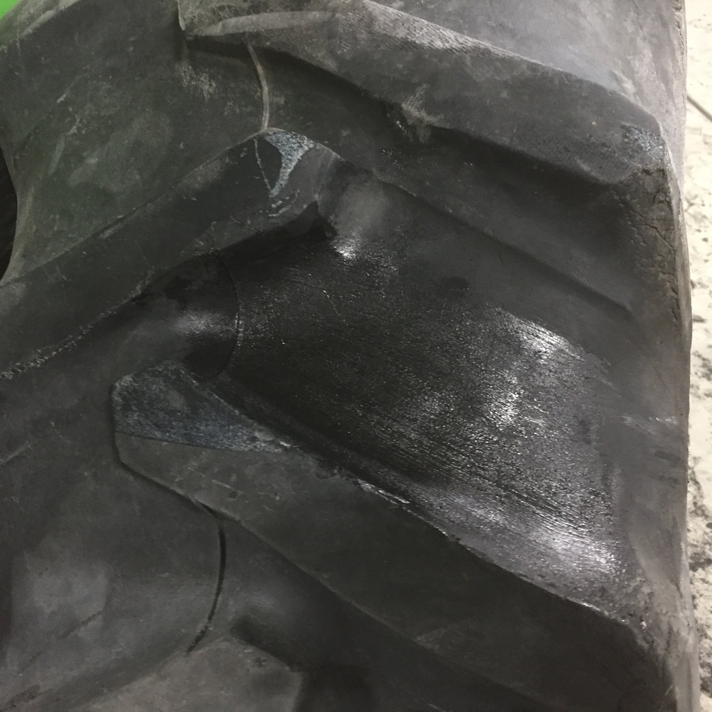 16.9/-28 Firestone Traction Field & Road R-1, C (6 Ply) 65%