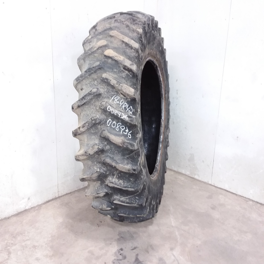 18.4/R42 Firestone Radial All Traction 23 R-1 148 A8, ** (10 Ply) 80%