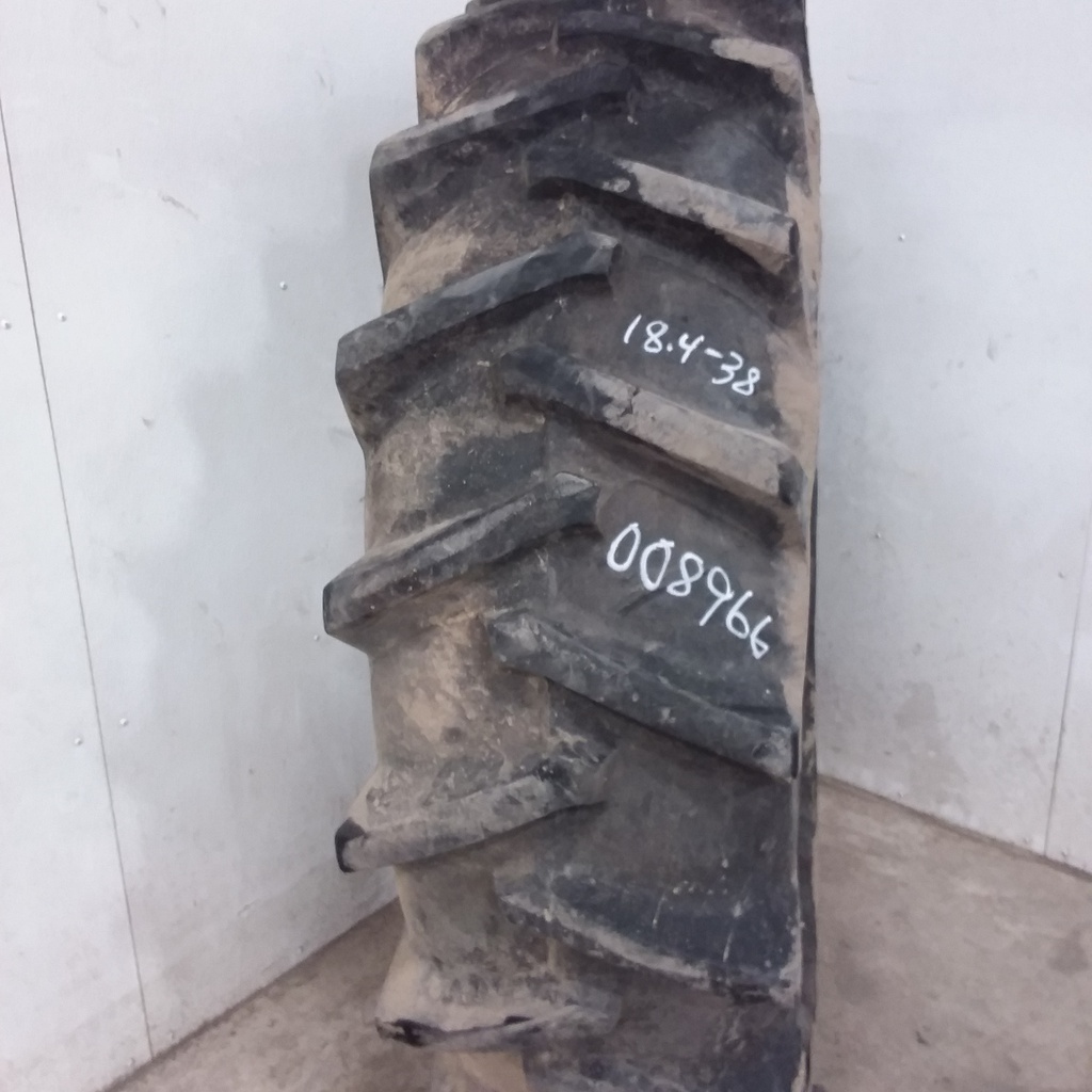 18.4/-38 Coop Agrimaster R-1, D (8 Ply) 85%