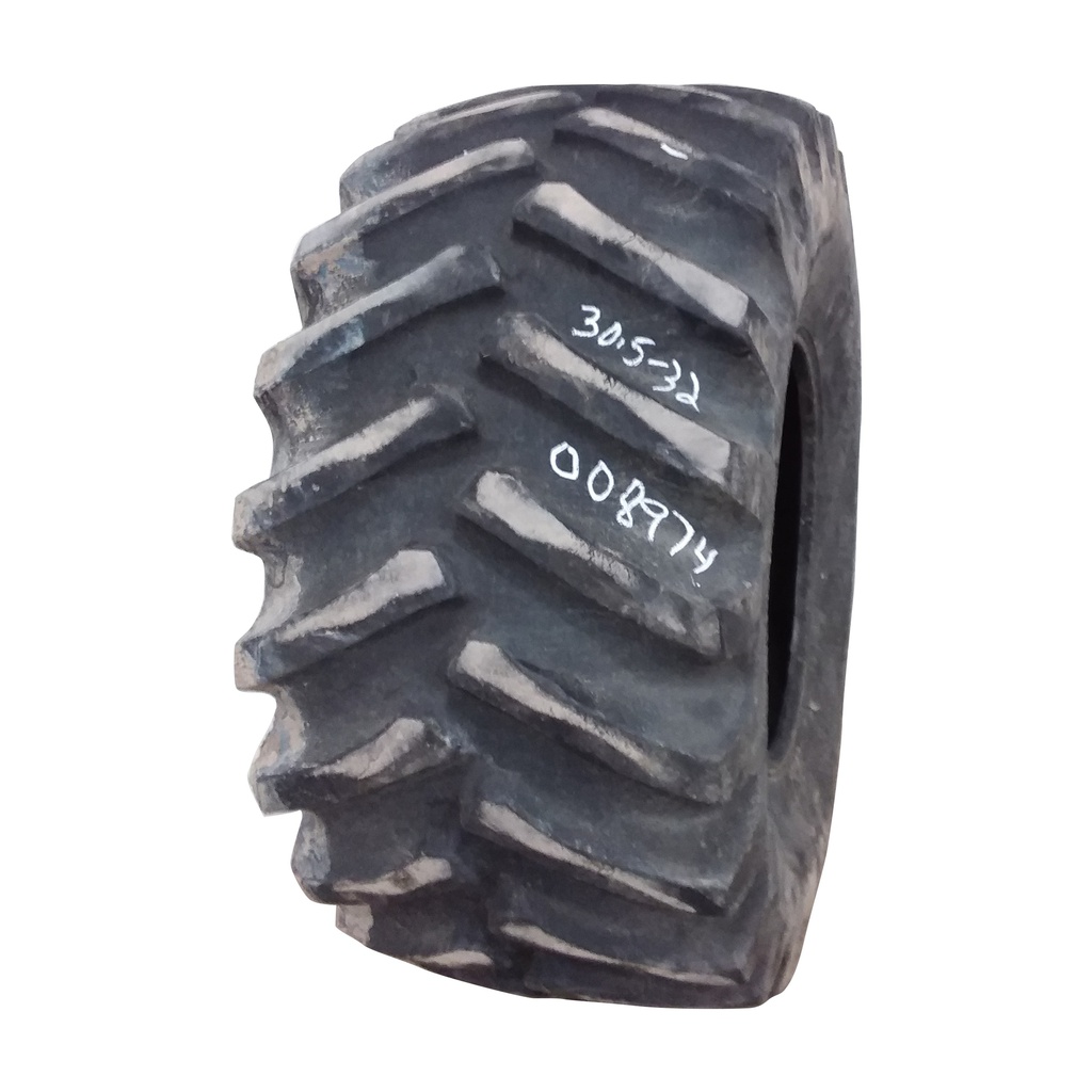 30.5/L-32 Firestone Super All Traction 23 R-1, F (12 Ply) 90%