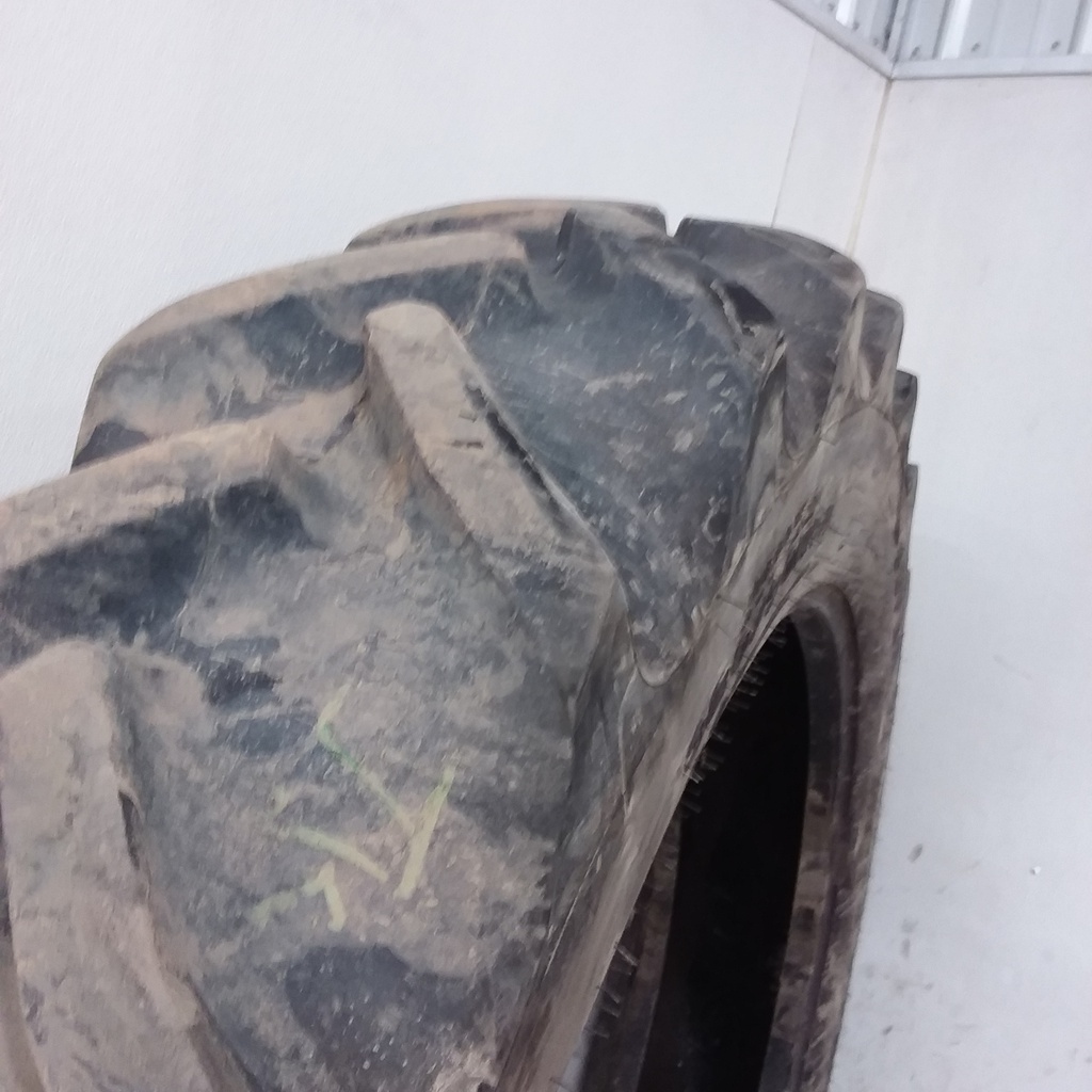 380/90R54 Goodyear Farm DT800 Super Traction R-1W 152 B 75%