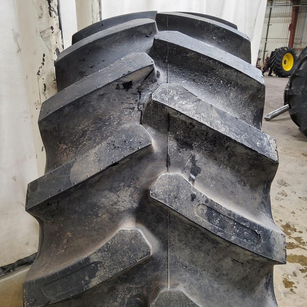 23.1/R26 Firestone Radial All Traction 23 R-1 166 B 99%