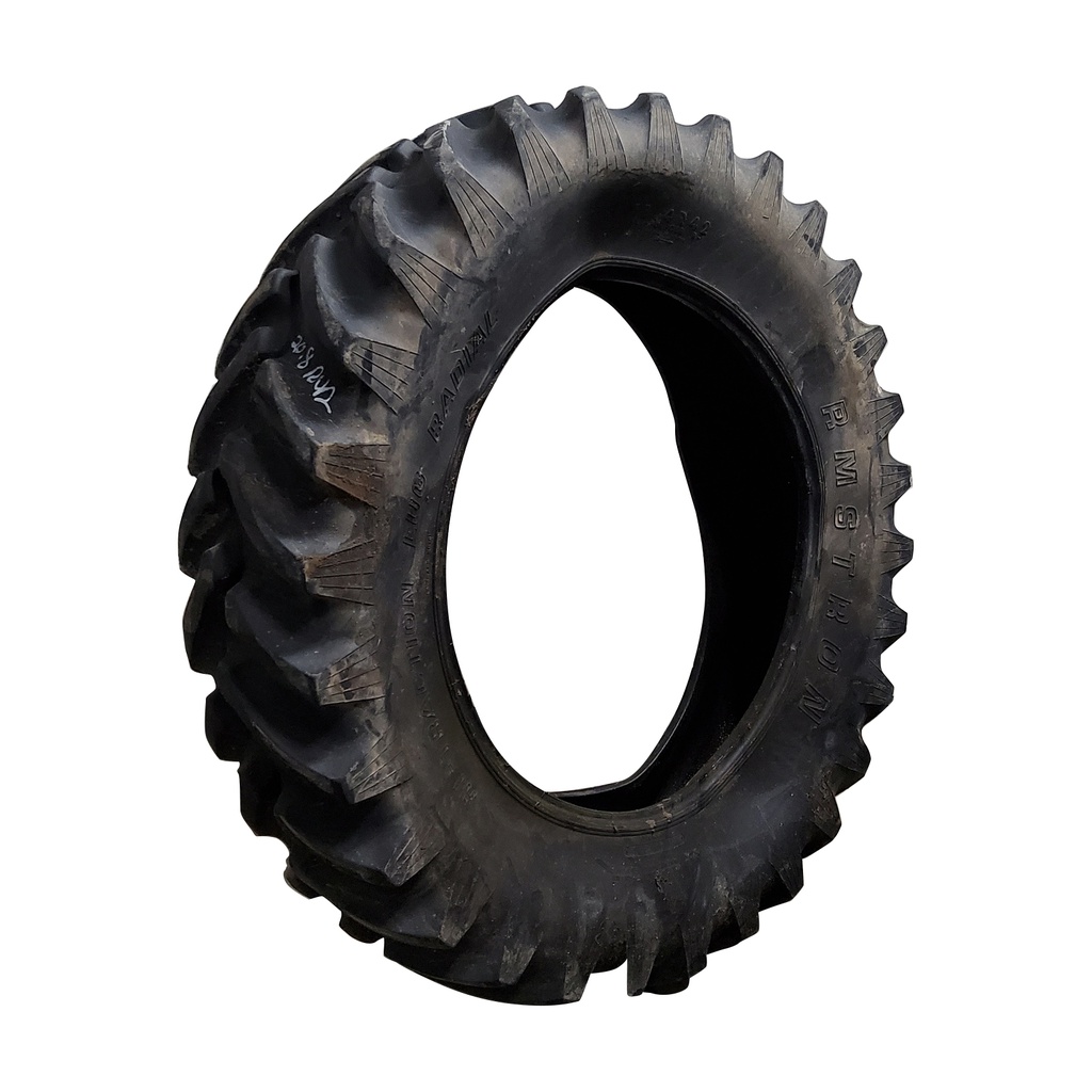 20.8/R42 Armstrong Hi Traction Lug R-1 155 A8, F (12 Ply) 80%