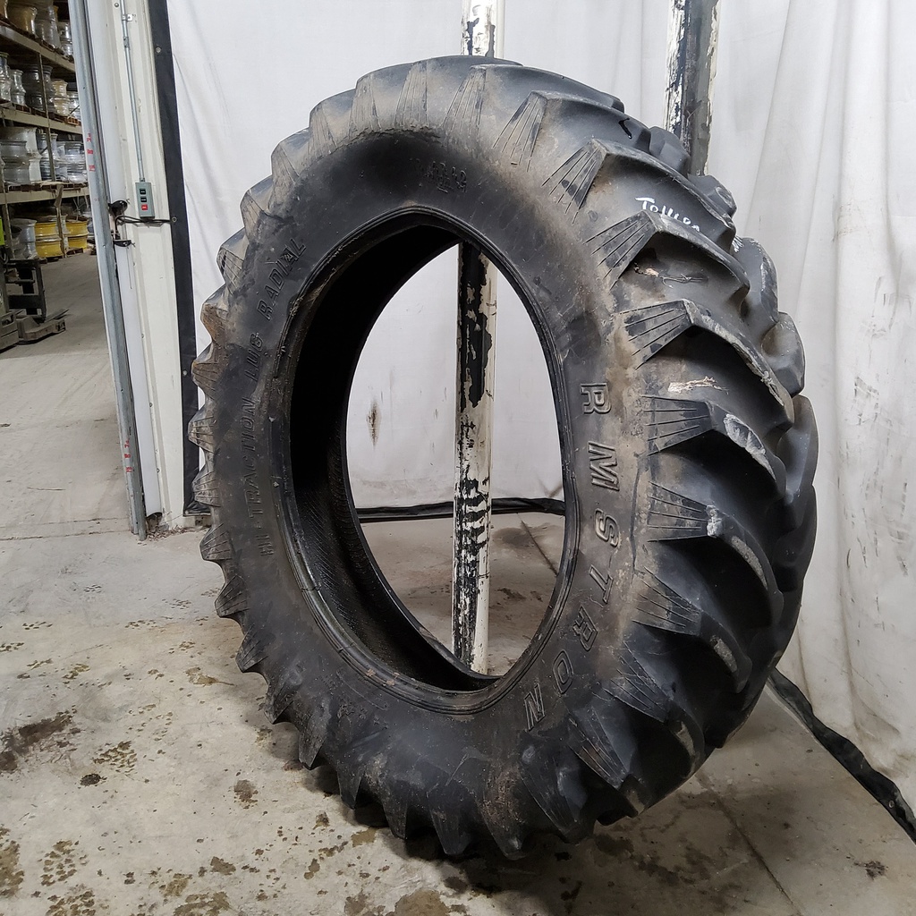20.8/R42 Armstrong Hi Traction Lug R-1 155 A8, F (12 Ply) 80%