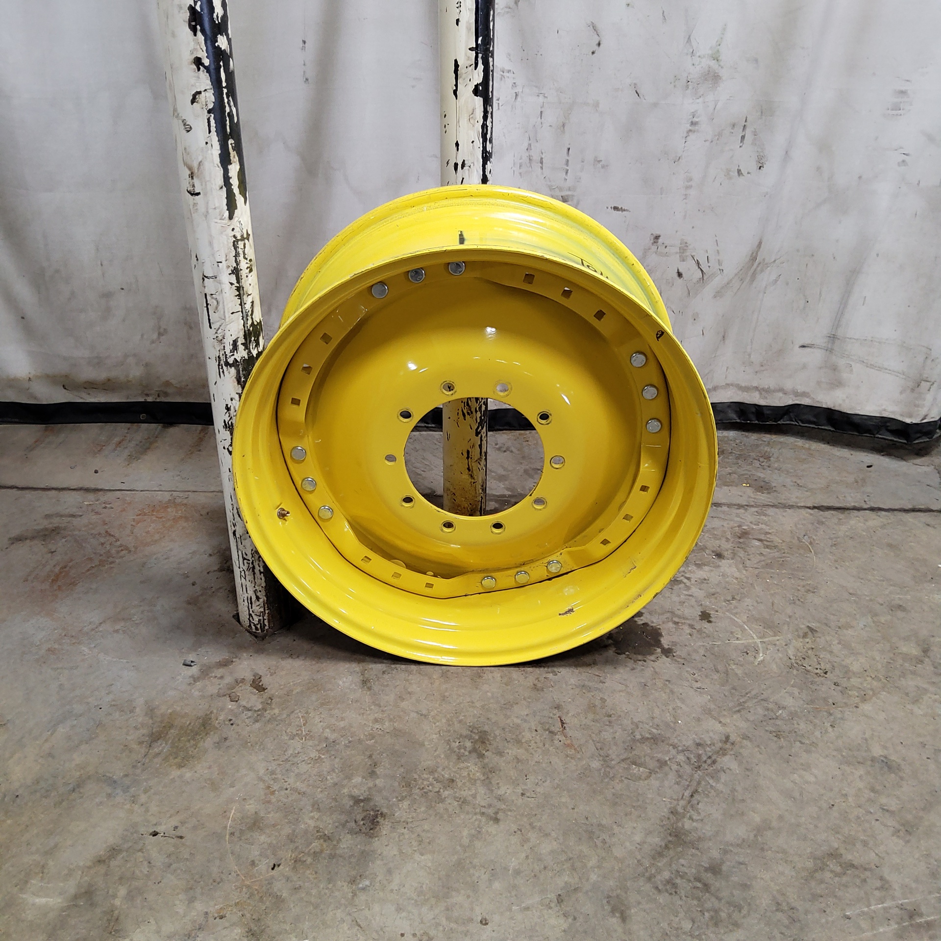 UsedWaffle Wheel (Groups of 3 bolts)/Waffle Wheel (Groups of 3 bolts)HD