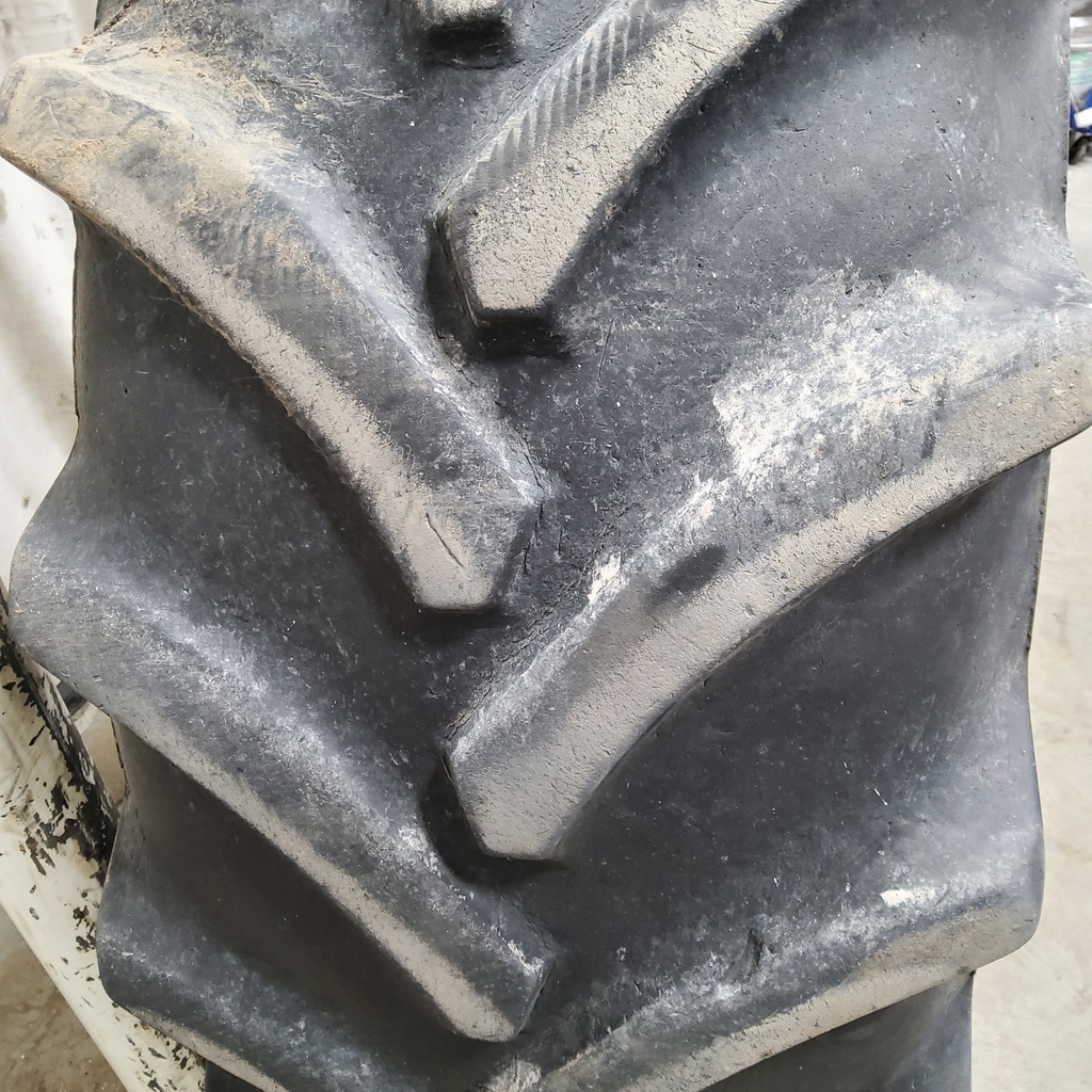 480/70R34 Goodyear Farm DT812 Optitrac R-1W 146 B 35%