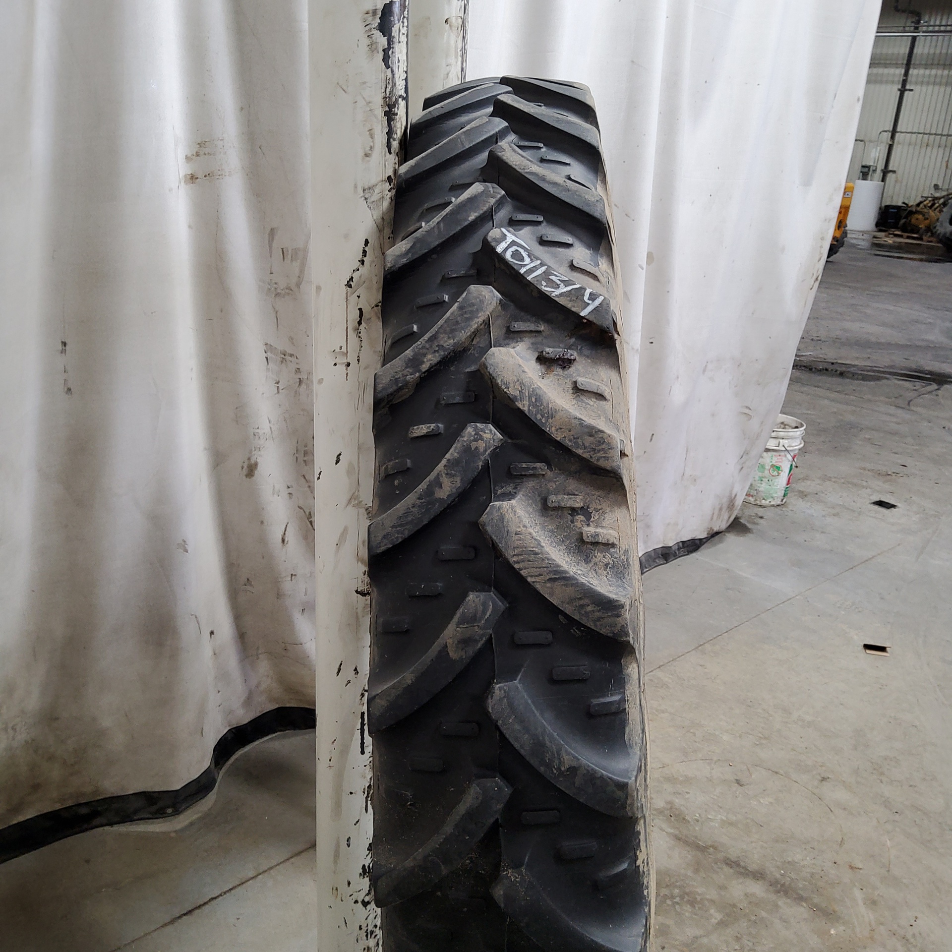 Used230/95R48 Kleber Super 3 R1W Agricultural Tires for Sales NTS
