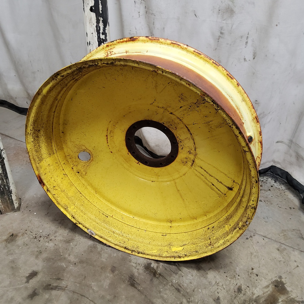 10"W x 38"D, John Deere Yellow 9-Hole Formed Plate Sprayer
