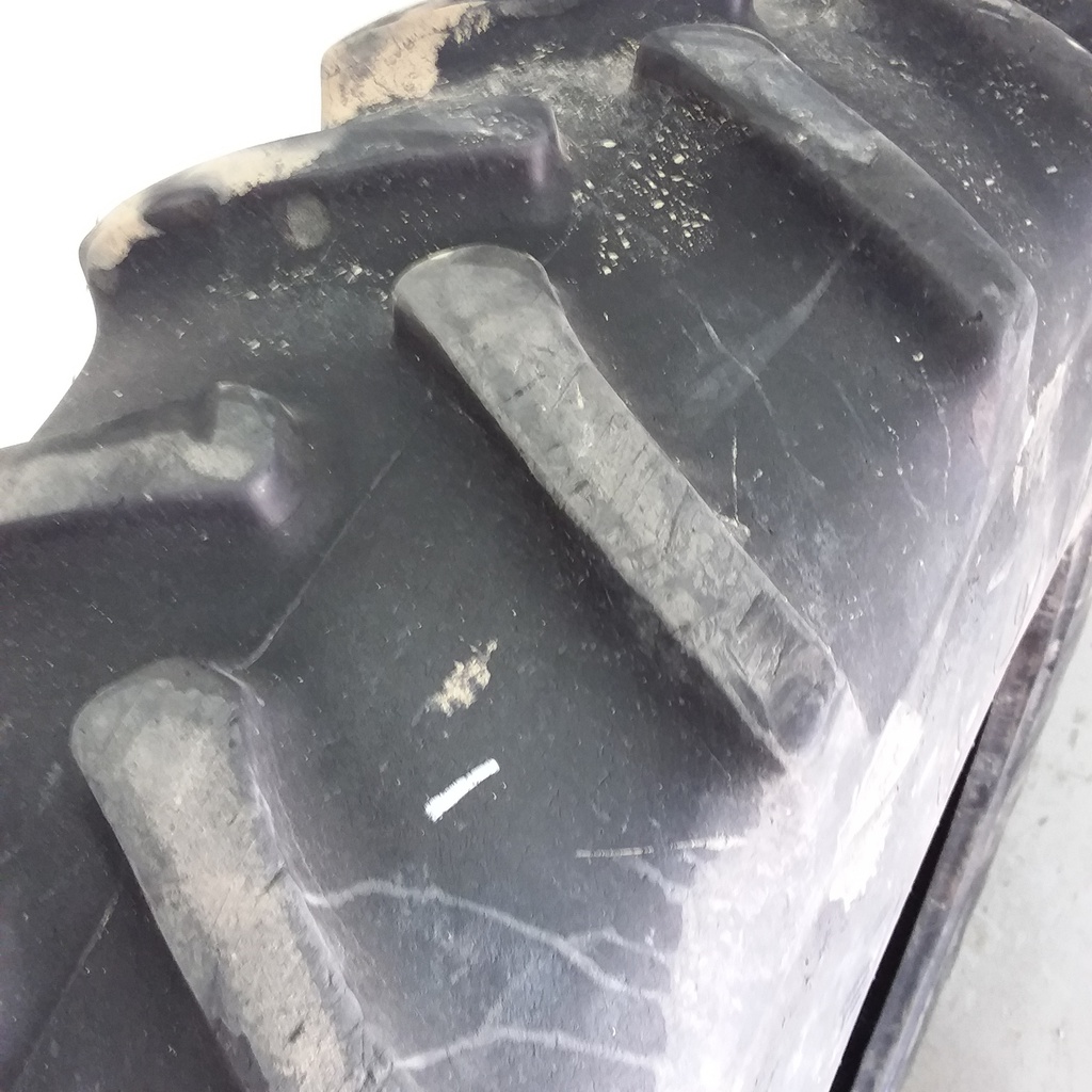 18.4/R42 Firestone Radial 23 R-1 153 B 70%