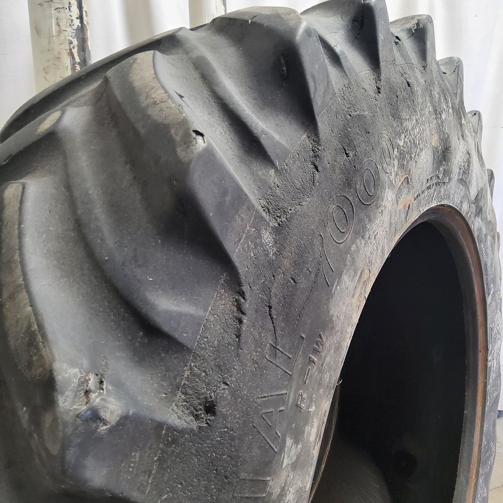 20.8/R42 Firestone Radial 7000 R-1W 155 A8 45%