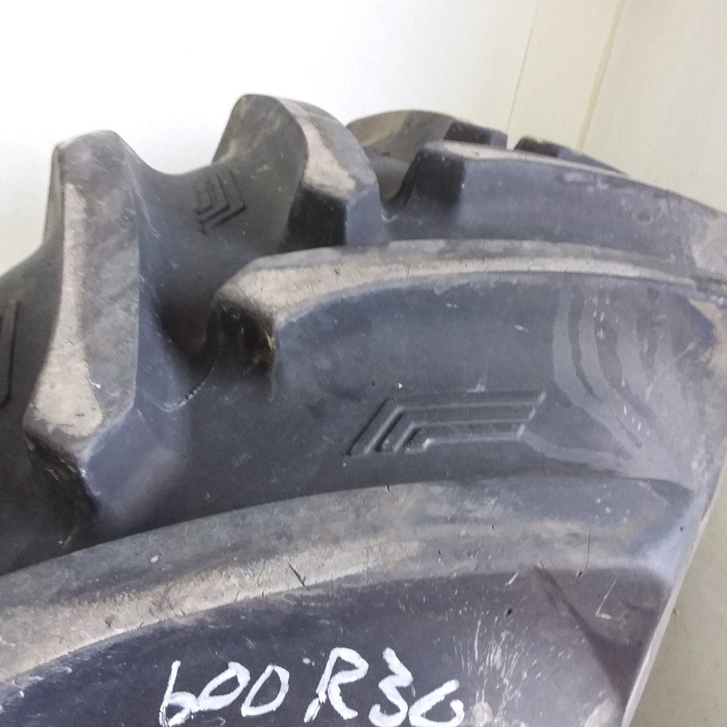 IF 600/70R30 BKT Tires Agrimax Sirio R-1W 165 D 75%