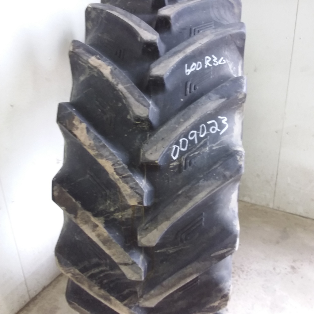 IF 600/70R30 BKT Tires Agrimax Sirio R-1W 165 D 75%
