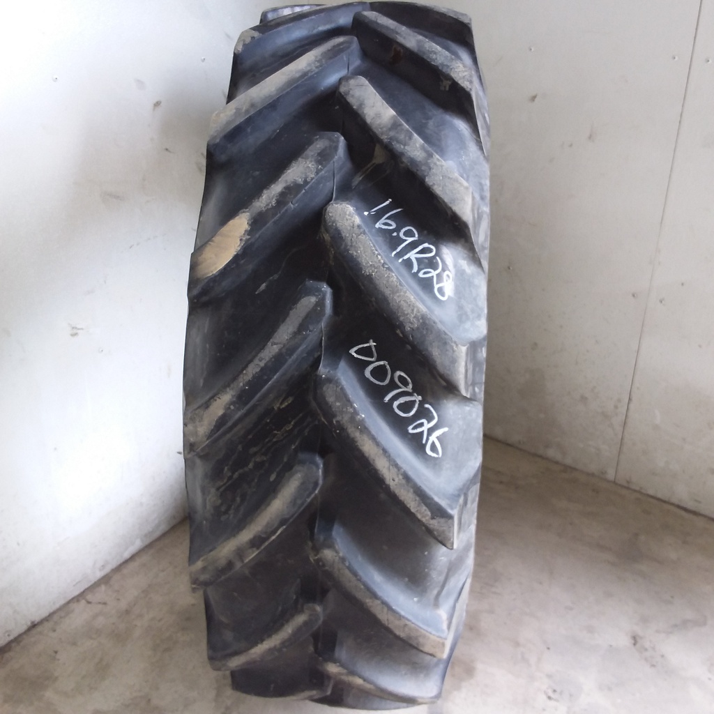 16.9/R28 Michelin AgriBib R-1W 133 B 55%