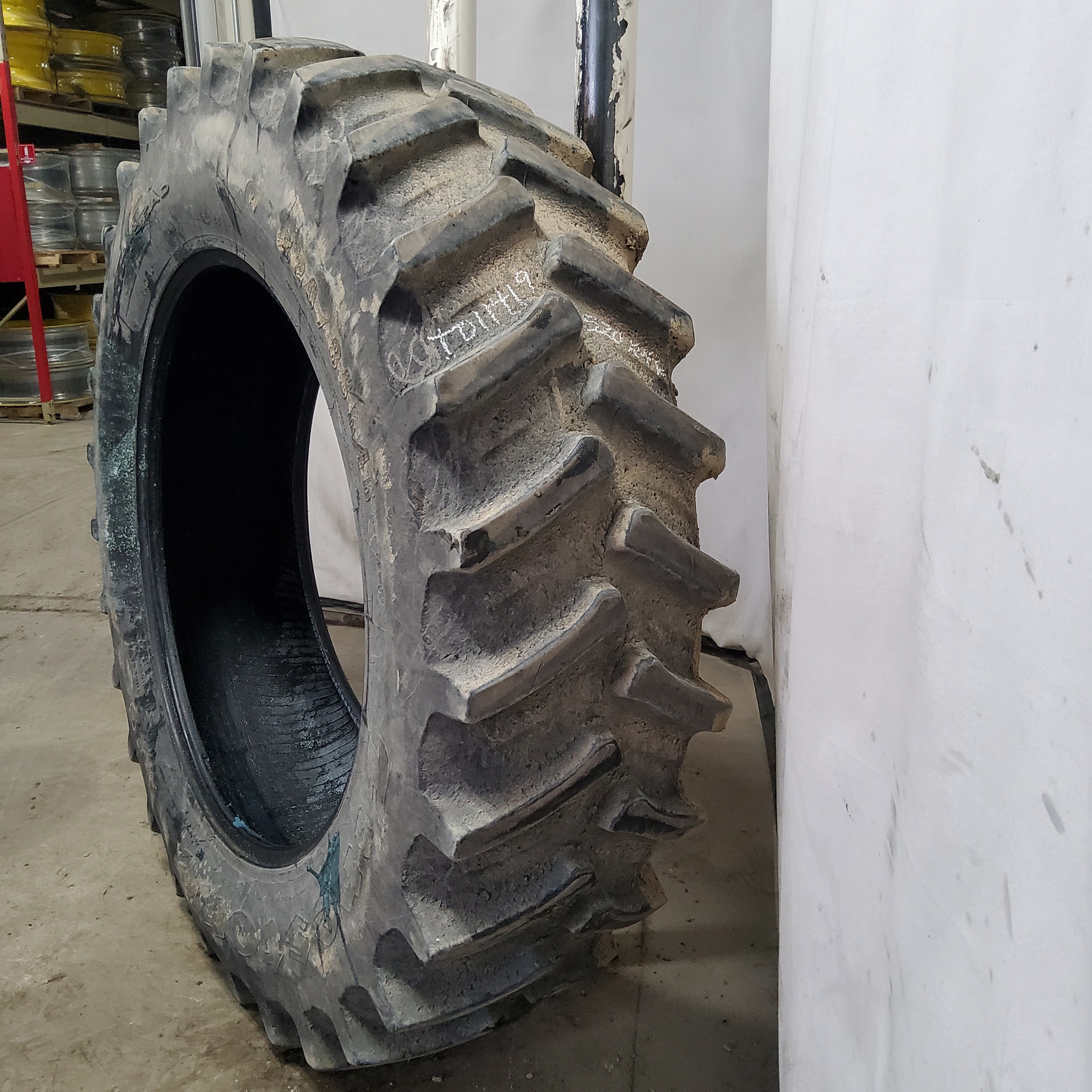 Used520/85R46 Firestone Radial Deep Tread 23 R-1W Agricultural Tires ...