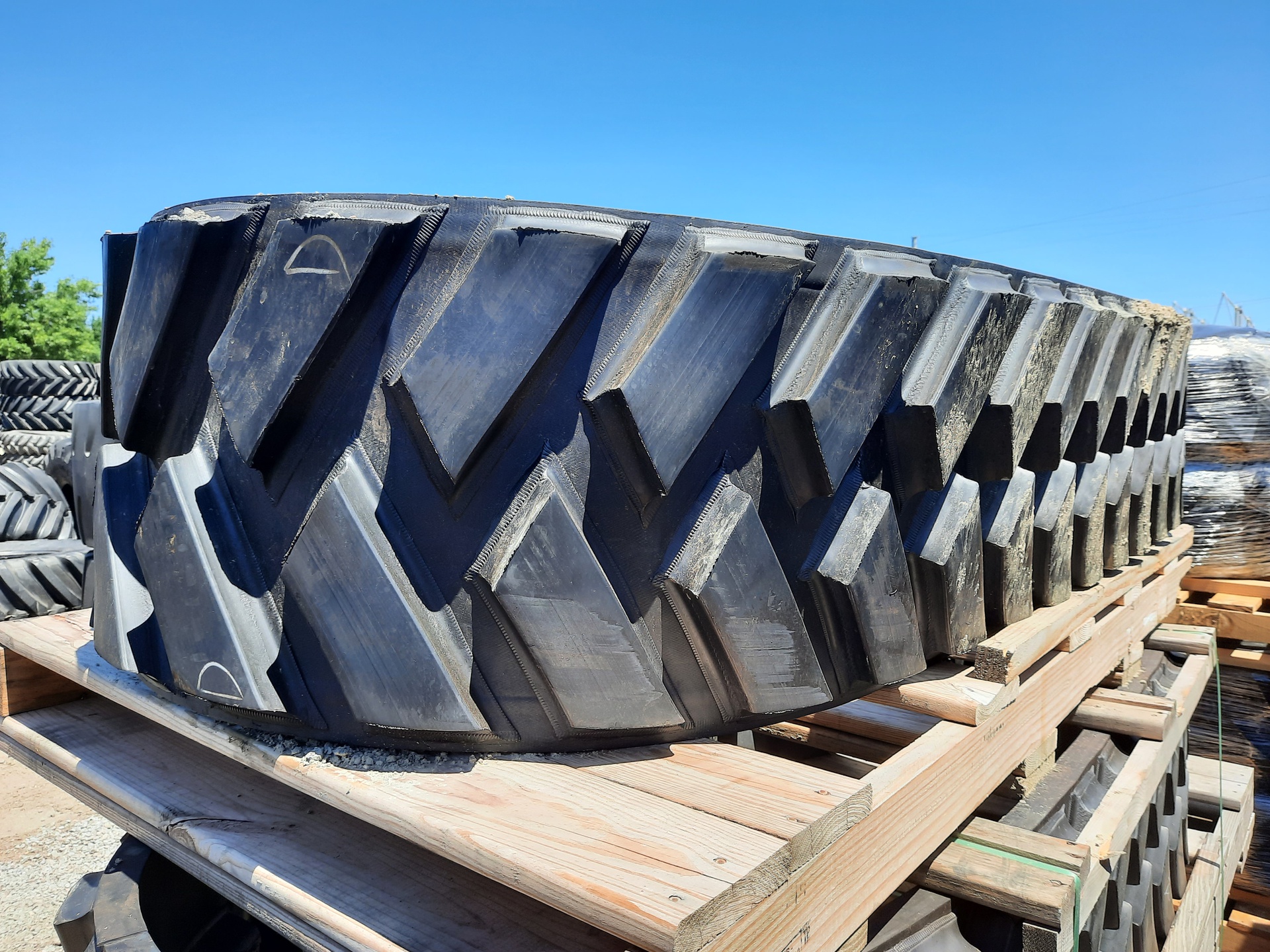 New 18" Camso Track RD 6500 (Front) Agricultural Tracks for John Deere