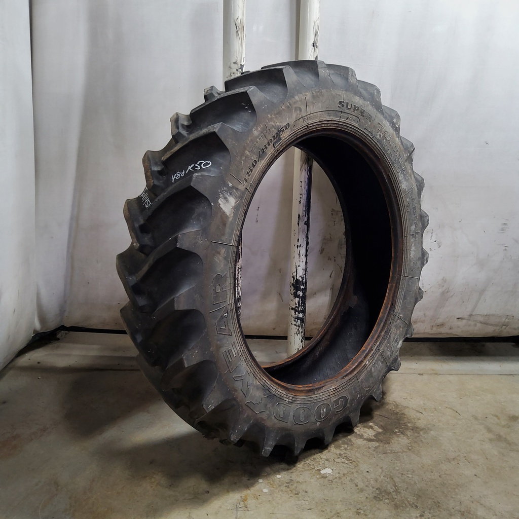 480/80R50 Goodyear Farm DT800 Super Traction R-1W 159B 90%