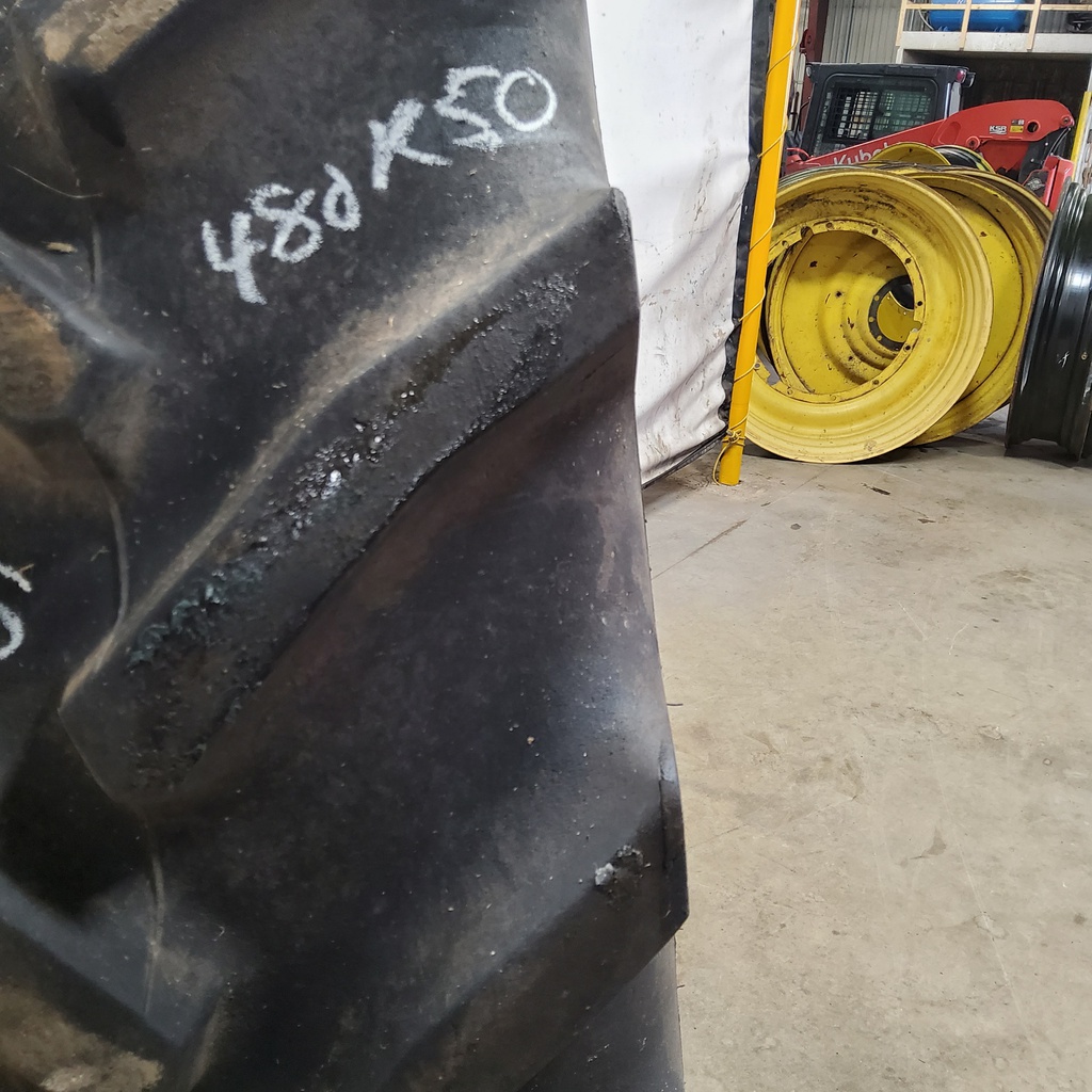 480/80R50 Goodyear Farm DT800 Super Traction R-1W 159B 90%